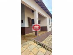 Casa no Centro de Piranguçu