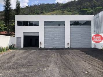 ALUGA-SE GALPÃO COMERCIAL