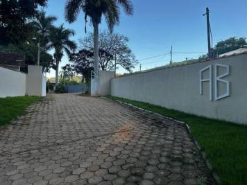 Vende-se Terreno no Clube de Campo Alexandre Braga