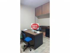 Aluga-se sala comercial Bairro Morro Chic